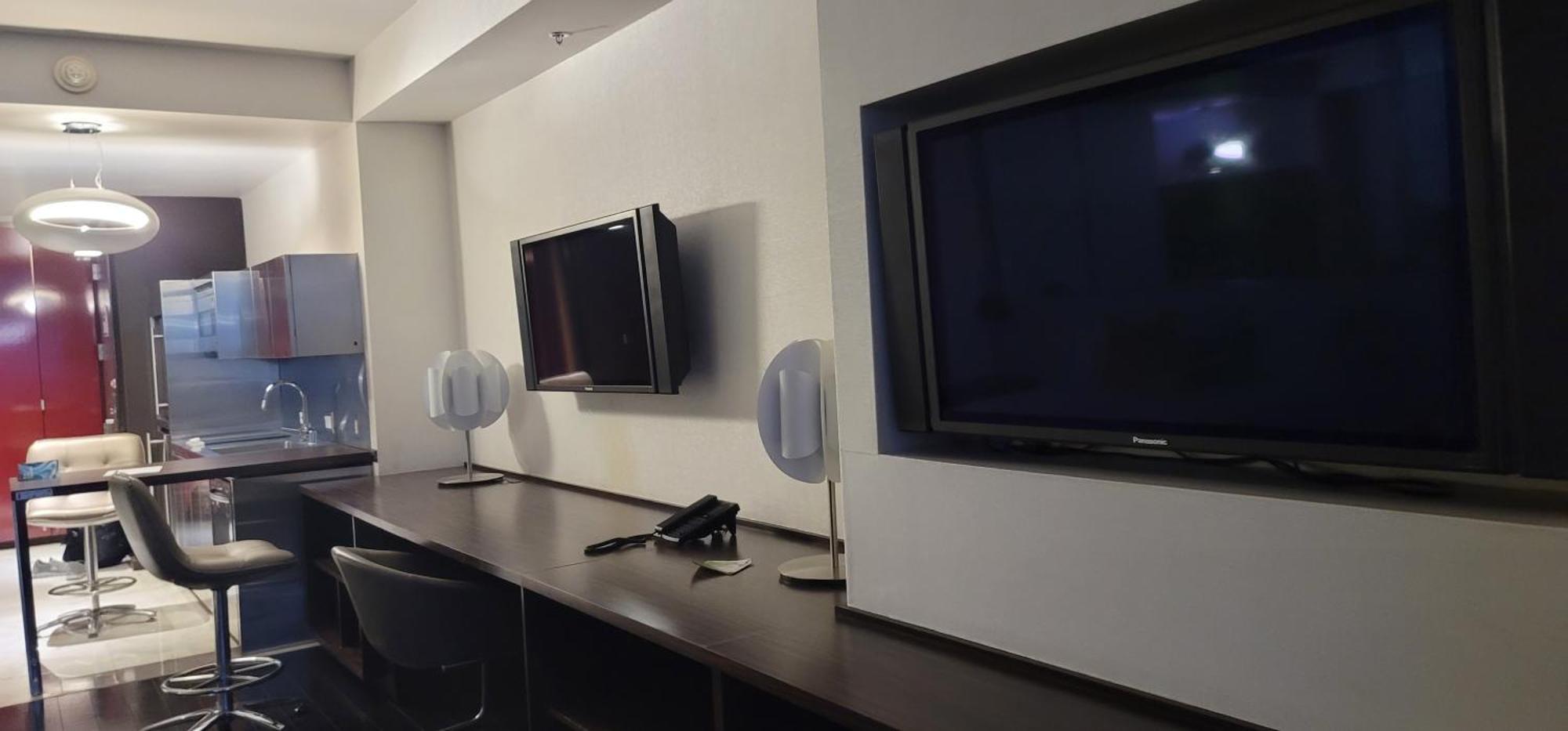Palms Place Luxury 35th Floor Unit With Amazing Strip View Aparthotel