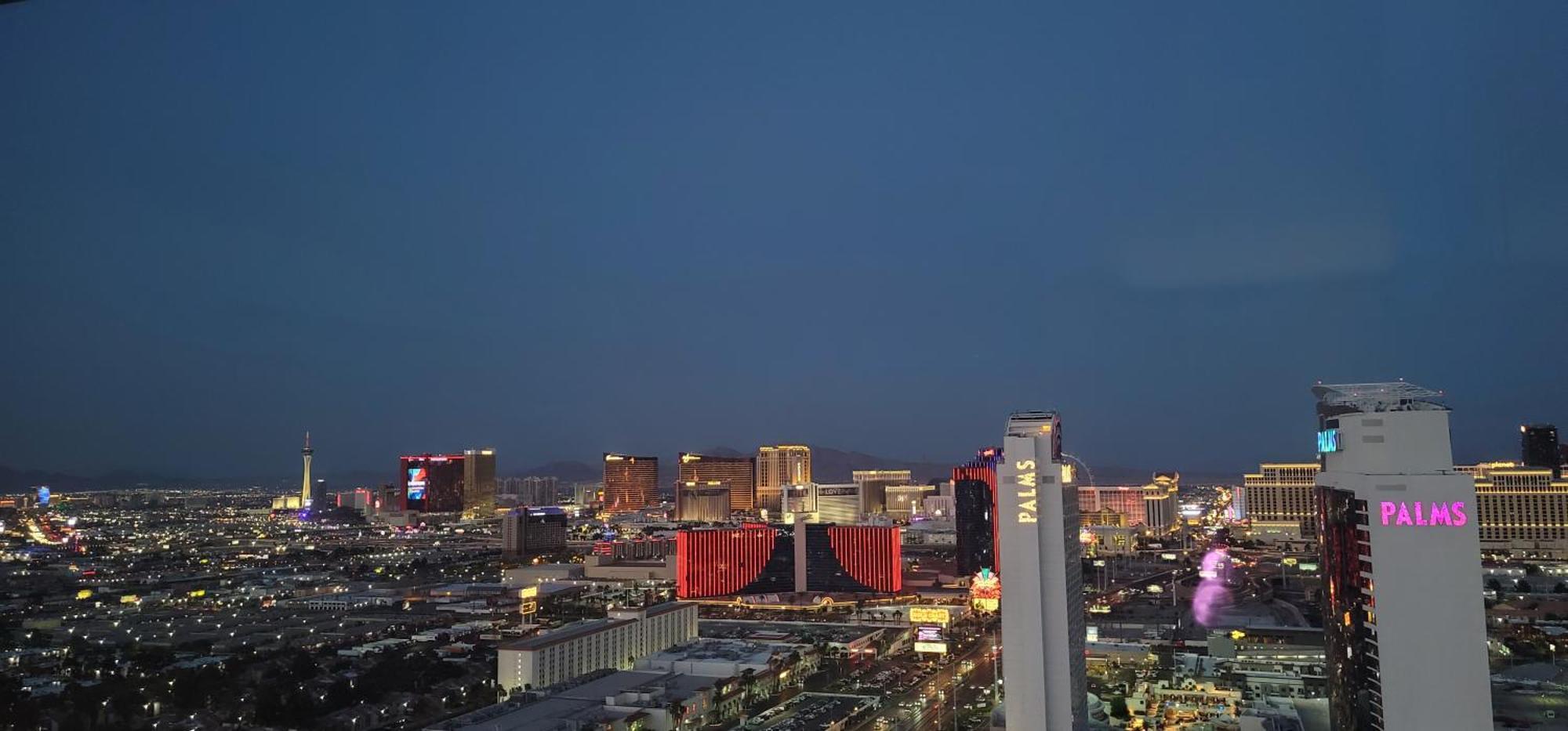 Apartahotel Palms Place Luxury 35th Floor Unit With Amazing Strip View *