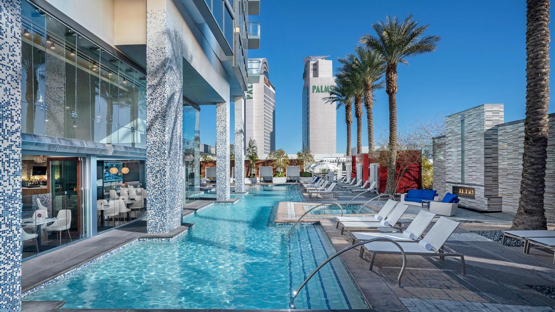 Palms Place Luxury 35th Floor Unit With Amazing Strip View Apartahotel *